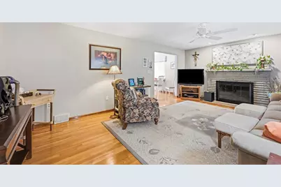 9133 S Irwin Ave, Pittsburgh, PA 15237 - Photo 5