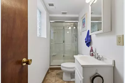 40 Meadowcrest Drive, Cecil, PA 15321 - Photo 17