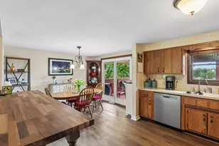 40 Meadowcrest Dr, Cecil, PA 15321 - Photo 7