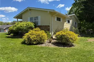 238 Justice Ln, Neshannock Township, PA 16105 - Photo 7