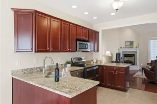 819 Strasburg Dr, Adams Township, PA 16046 - Photo 9