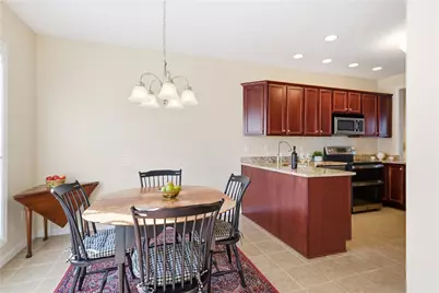 819 Strasburg Dr, Adams Township, PA 16046 - Photo 3