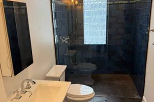 2106 Fox Wy, Pittsburgh, PA 15203 - Photo 15