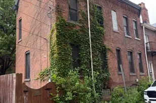 2106 Fox Wy, Pittsburgh, PA 15203 - Photo 1