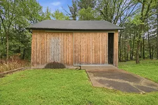 110 Winters Rd, Penn Township, PA 16002 - Photo 19