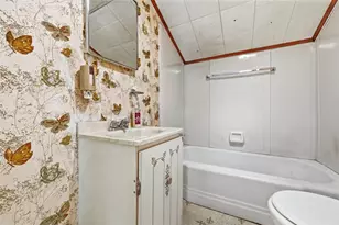 898 Geyer Rd, Pittsburgh, PA 15209 - Photo 23