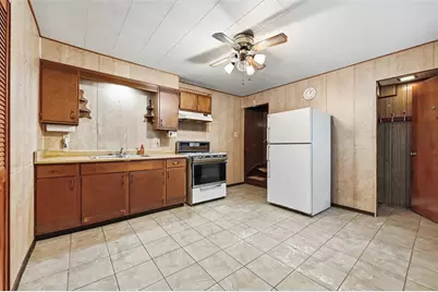 898 Geyer Rd, Pittsburgh, PA 15209 - Photo 17