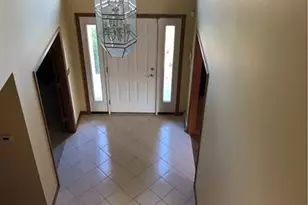 816 Graywyck Dr, Adams Township, PA 16046 - Photo 3