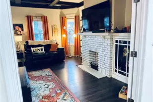 112 N 1st St, Jeannette, PA 15644 - Photo 5