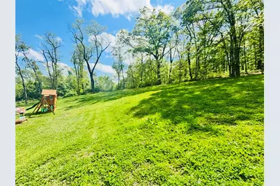 87 McMichael Rd, Carnegie, PA 15106 - Photo 17