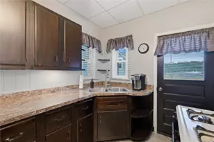 1313 Kenneth Ave, New Kensington, PA 15068 - Photo 13