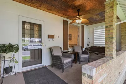 1313 Kenneth Ave, New Kensington, PA 15068 - Photo 3