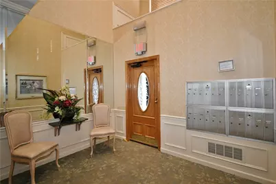 425 N Neville St #204, Pittsburgh, PA 15213 - Photo 35