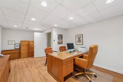 750 Washington Rd #10, #11, Pittsburgh, PA 15228 - Photo 17