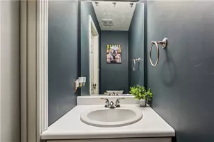 104 Oak Brook Cir, Banksville/Westwood, PA 15220 - Photo 19