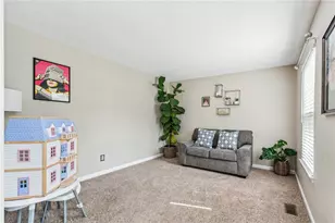 104 Oak Brook Cir, Banksville/Westwood, PA 15220 - Photo 9