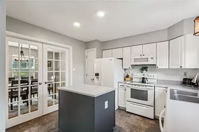 104 Oakbrook Cir, Banksville/Westwood, PA 15220 - Photo 13