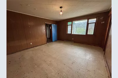 424 Main St, New Eagle, PA 15067 - Photo 5
