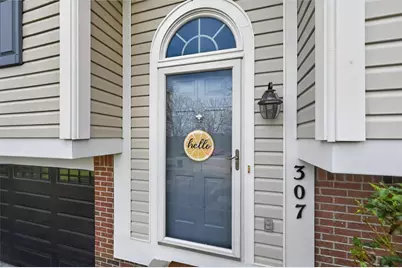 307 Lawrence Pl, Coraopolis, PA 15108 - Photo 3