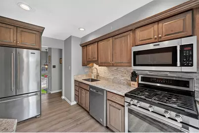 307 Lawrence Pl, Coraopolis, PA 15108 - Photo 9