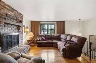 100 Mayer Dr, North Fayette, PA 15071 - Photo 7
