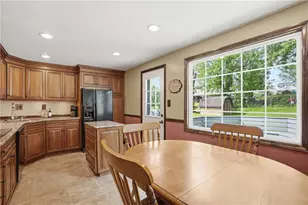 100 Mayer Dr, North Fayette, PA 15071 - Photo 9