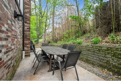 100 Circle Drive, White Oak, PA 15131 - Photo 11