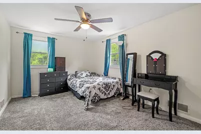 100 Circle Drive, White Oak, PA 15131 - Photo 7