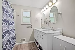 100 Circle Dr, White Oak, PA 15131 - Photo 7