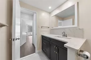 320 Fort Duquesne, Pittsburgh, PA 15222 - Photo 15