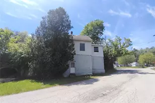 235 Kangaroo Hill Rd, Sewickley Township, PA 15660 - Photo 3