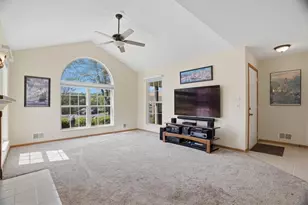 106 Barrington Dr, Collier Township, PA 15071 - Photo 5