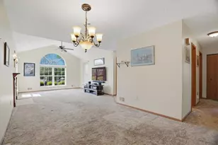 106 Barrington Dr, Collier Township, PA 15071 - Photo 7