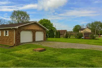 519 Oswald St, Wayne Township, PA 16157 - Photo 5