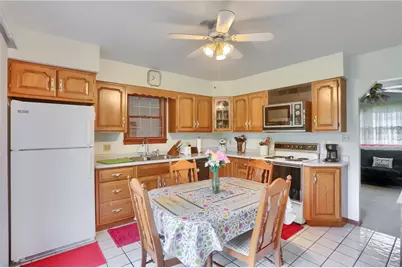 519 Oswald St, Wayne Township, PA 16157 - Photo 11