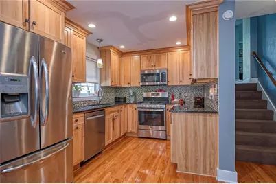 165 W Hutchinson Ave, Pittsburgh, PA 15218 - Photo 9