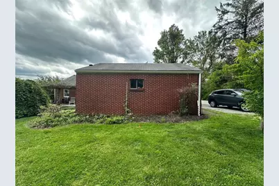 904 Sandalwood Dr, Greensburg, PA 15601 - Photo 7