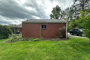 904 Sandalwood Dr, Greensburg, PA 15601 - Photo 7