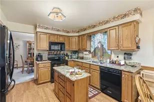 215 Church Dr, Robinson Twp, PA 15108 - Photo 7