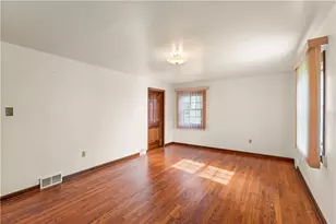 665 Woodland Rd, Canonsburg, PA 15317 - Photo 21