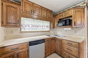 1027 Venice Ave, East McKeesport, PA 15035 - Photo 7
