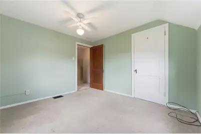 1027 Venice Ave, McKeesport, PA 15035 - Photo 9