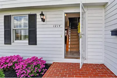 1214 Lamson Circle, Pittsburgh, PA 15241 - Photo 3