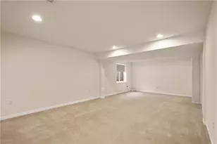 2076 Majestic Dr, North Strabane, PA 15317 - Photo 31