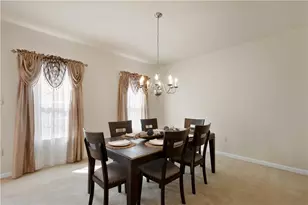 2076 Majestic Dr, North Strabane, PA 15317 - Photo 15