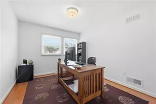 115 Newburn Dr, Pittsburgh, PA 15216 - Photo 21