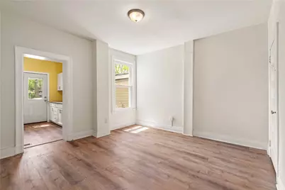 23 Edith Pl, Pittsburgh, PA 15213 - Photo 5