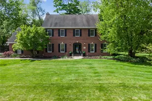 3224 Hampton Oaks Dr, Hampton, PA 15101 - Photo 1