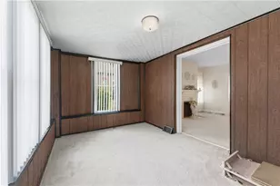 1041 Ohio Ave, Midland Boro, PA 15059 - Photo 25