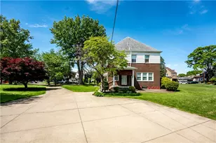 1041 Ohio Ave, Midland Boro, PA 15059 - Photo 11